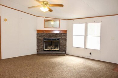 6109LakeElla2