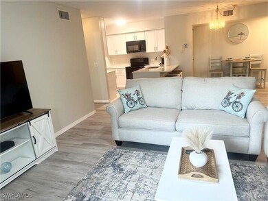 8940 Colonnades Ct E unit 725, Bonita Springs, FL 34135 - photo 5