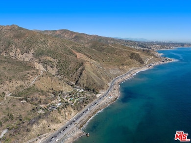 19355 Pacific Coast Hwy, Malibu, CA 90265 - photo 4