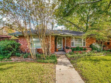 6760 Patrick Dr, Dallas, TX 75214 - photo 3