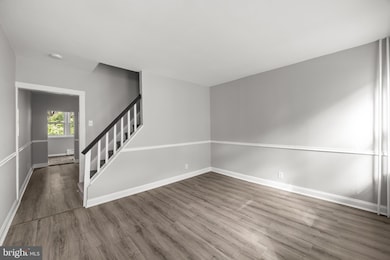 348 Carson St, Philadelphia, PA 19128 - photo 2