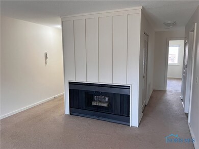Gas fireplace