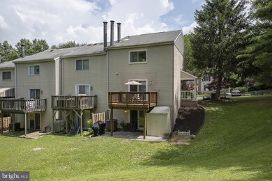 2 Benway Ct, Catonsville, MD 21228 - photo 2