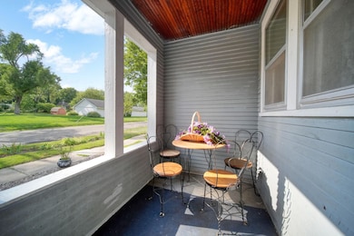 1717 Carl Breeding Way, Jackson, MI 49203 - photo 7