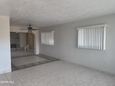 4908 Blue Ridge Cir, El Paso, TX 79904 - photo 6