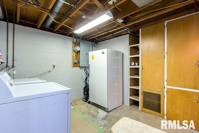 1740 Monterey Ct, Bettendorf, IA 52722 - photo 7