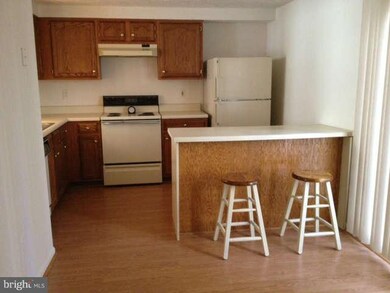 2508 Log Mill Ct unit 2, Crofton, MD 21114 - photo 3