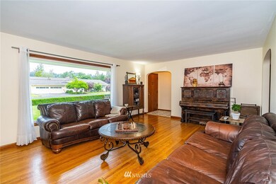 1735 SW Gails Ave, Chehalis, WA 98532 - photo 4