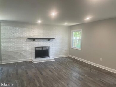 12404 Stirrup Ln, Bowie, MD 20715 - photo 5