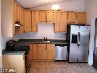 322 Chinkapin Dr, Stephens City, VA 22655 - photo 4