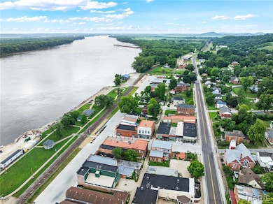 101 N 1st St, Clarksville, MO 63336 - photo 3