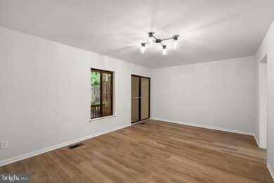 9570 Basket Ring Rd, Columbia, MD 21045 - photo 5