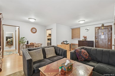 35-50 85th St unit 3D, Jackson Heights, NY 11372 - photo 4