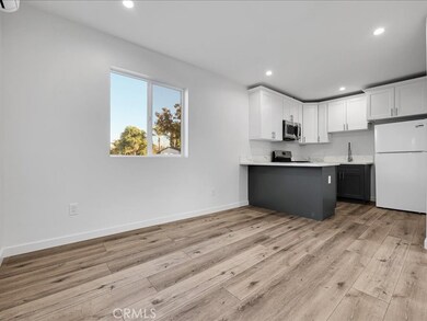 1020 Dennis Ave unit B, Simi Valley, CA 93065 - photo 3