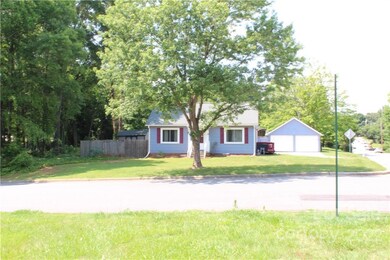 1221 Belle Ave, Statesville, NC 28677 - photo 2