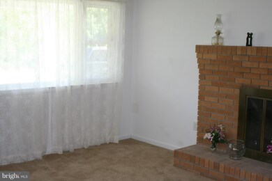 291 Pearson Dr, Colonial Beach, VA 22443 - photo 6