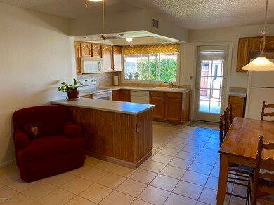 Open Kitchen
