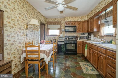 11 Delaware Ave, Sicklerville, NJ 08081 - photo 5