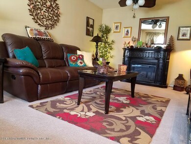 20 Franklin Ln unit C, Staten Island, NY 10306 - photo 6