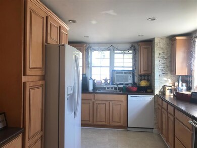 19 Stockholm St, Manchester, NH 03104 - photo 6