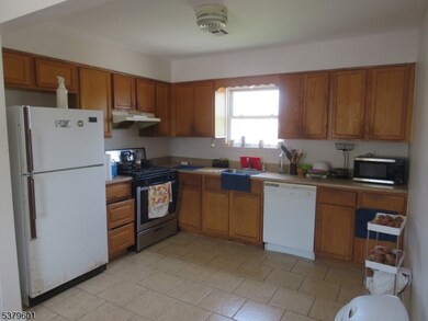 267 S 9th St, Newark, NJ 07103 - photo 4