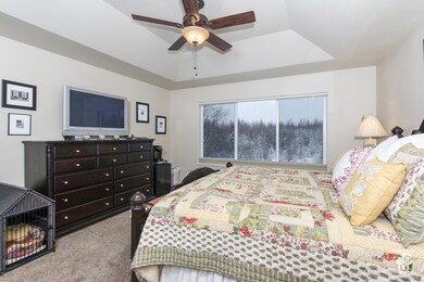 06. Master Bedroom2