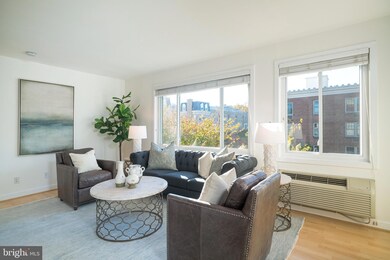 2005 Allen Place NW unit 302, Washington, DC 20009 - photo 4