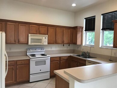 650 Pacific Grove Dr unit 6, West Palm Beach, FL 33401 - photo 6