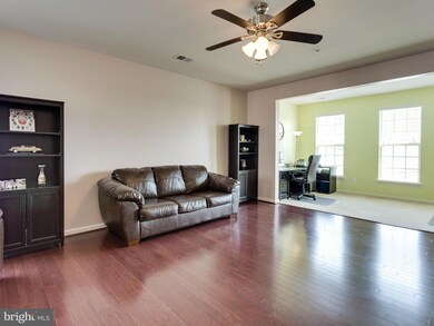 7708 Cedar Branch Dr unit 62, Gainesville, VA 20155 - photo 6