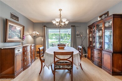 A formal dining room, great for all kinds of gatherings