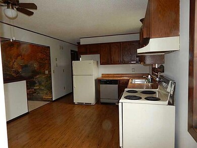 276 Martin Stream Rd, Fairfield, ME 04937 - photo 3