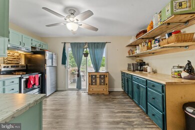 904 Olive Branch Ct, Edgewood, MD 21040 - photo 6