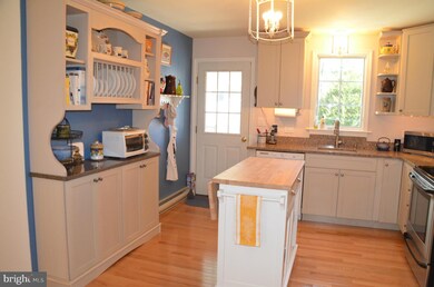 904 Calvert Ave, Saint Michaels, MD 21663 - photo 2