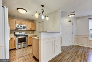 4476 Woodsman Dr unit 1011, Hampstead, MD 21074 - photo 4