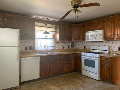 9 Helm St, South Hadley, MA 01075 - photo 3