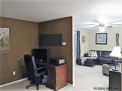 19 Nottingham Dr, Saratoga Springs, NY 12866 - photo 6