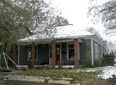 945 Custer