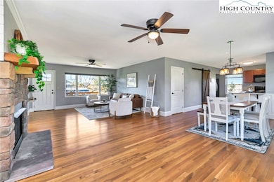 612 Wildcat Rd, Deep Gap, NC 28618 - photo 3