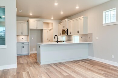 20832 SE Denver Dr, Bend, OR 97702 - photo 2