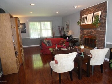 38 Windfall Ln, Marlboro, NJ 07746 - photo 7