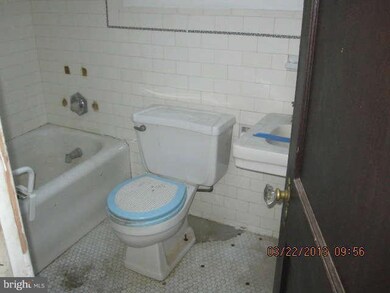 4130 Edmondson Ave, Baltimore, MD 21229 - photo 3