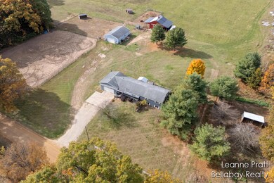 3050 4th St, Wayland, MI 49348 - photo 6