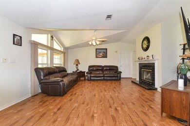 152 Glover Ln, Crawfordville, FL 32327 - photo 7