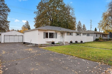 6814 N Cedar Rd, Spokane, WA 99208 - photo 2