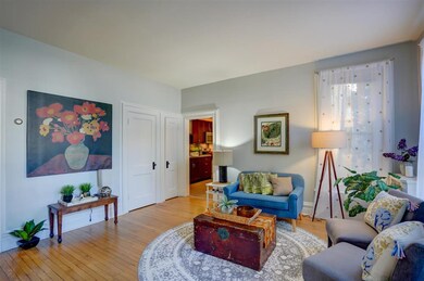 422 N Henry St unit A, Madison, WI 53703 - photo 5