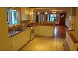 7 Borden Rd, Tiverton, RI 02878 - photo 4