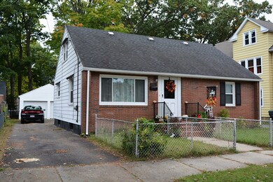 130 Draper St, Springfield, MA 01108 - photo 2