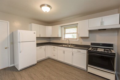 1806 Gibson St, Cedar Falls, IA 50613 - photo 5