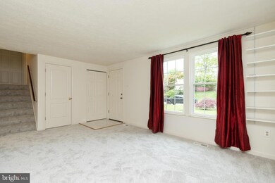 7027 Macbeth Way, Sykesville, MD 21784 - photo 5