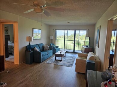 4119 61st Avenue Terrace W unit 404, Bradenton, FL 34210 - photo 2